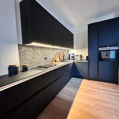 Apartment Premium In Stadtfeld Ost Mit 2 Schlafzimmern & Stellplatz Magdeburg