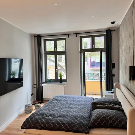 Appartement Premium In Stadtfeld Ost Mit 2 Schlafzimmern & Stellplatz