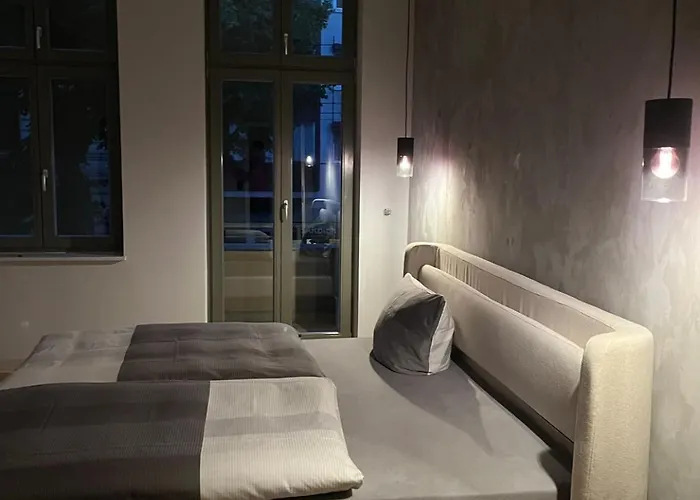 Premium In Stadtfeld Ost Mit 2 Schlafzimmern & Stellplatz Magdeburg