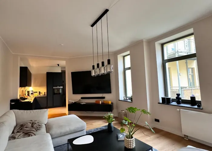 Premium In Stadtfeld Ost Mit 2 Schlafzimmern & Stellplatz Magdeburg