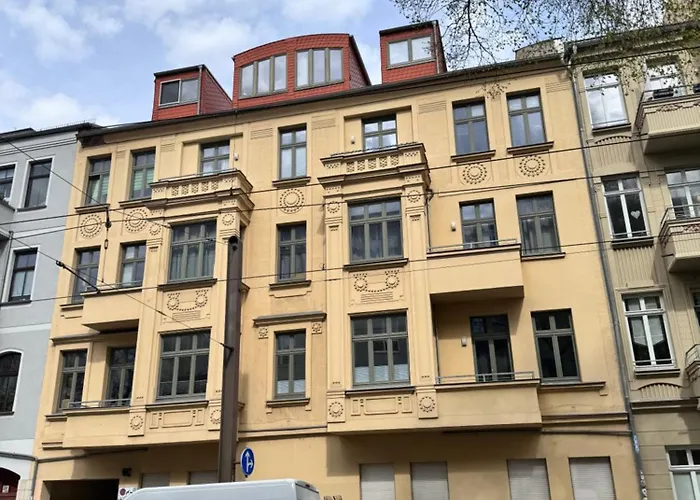 Apartment Premium In Stadtfeld Ost Mit 2 Schlafzimmern & Stellplatz